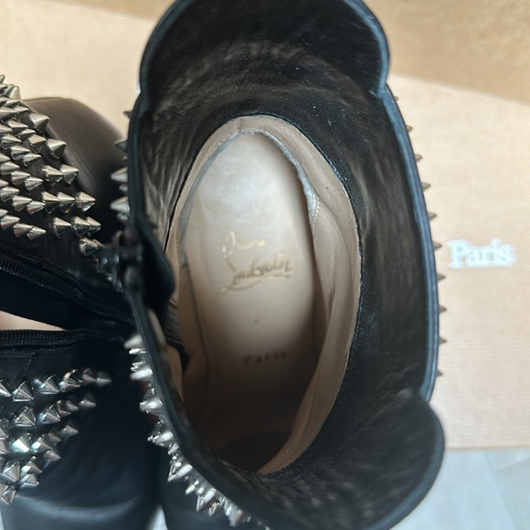 Genuine Christian Louboutin - Paris - Picture 3 of 6